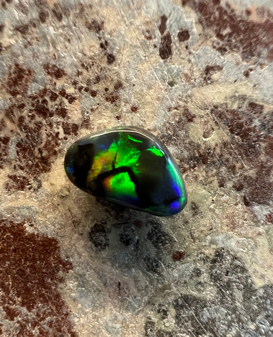 0.52 ct Black Opal