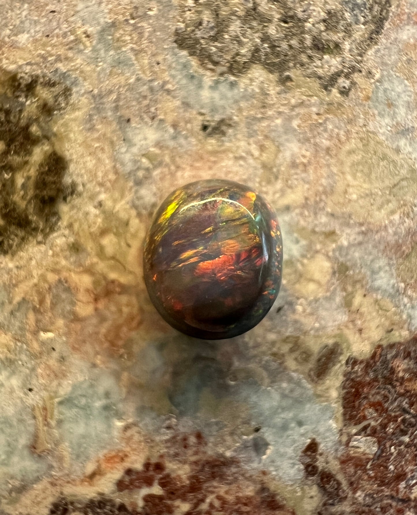 0.61 ct Black Opal