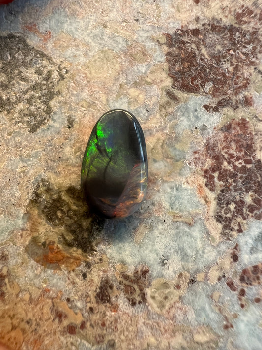 0.7 ct Black Opal