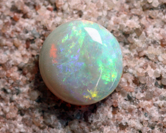 2.1 ct white opal 9.7x3.4 mm