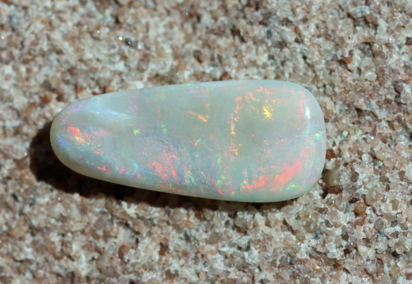 5.5 carats light opal