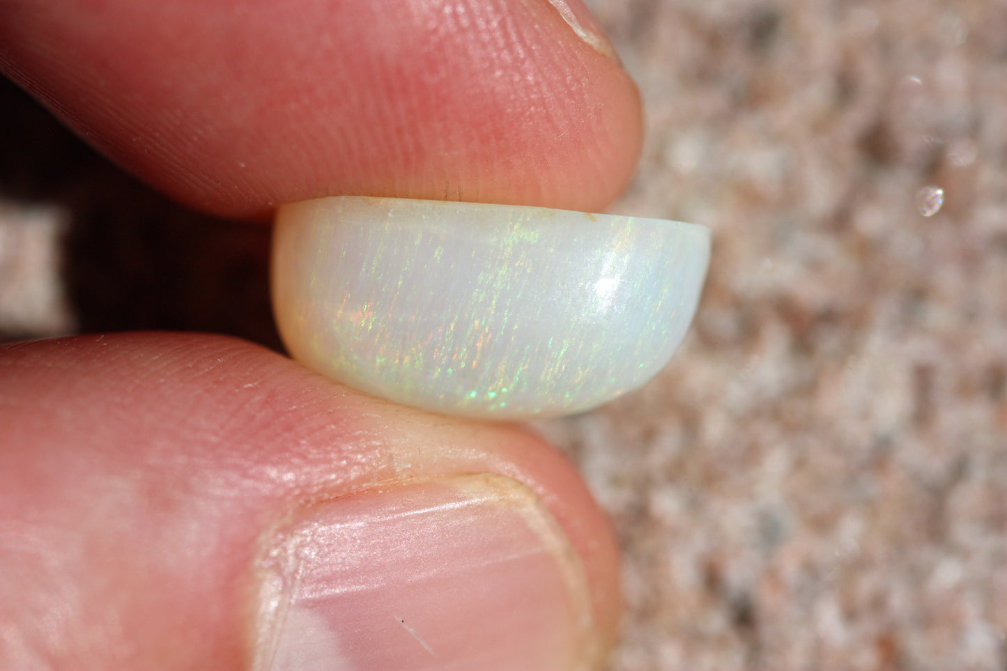 48 carats light crystal opal