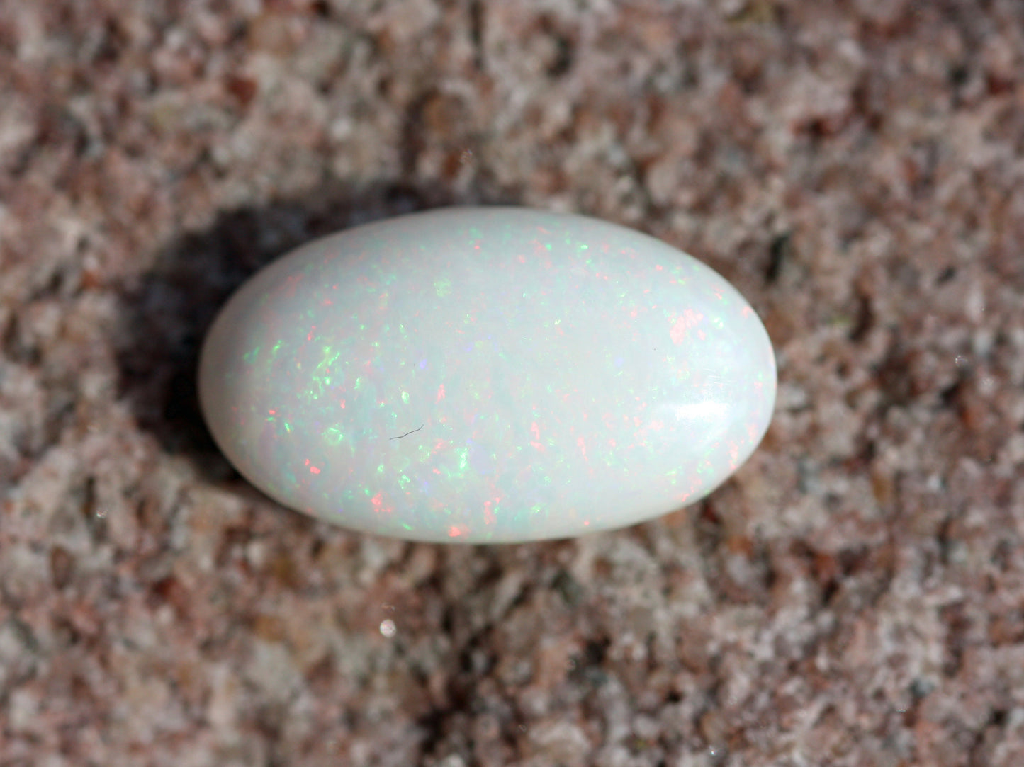 6.7 carats light opal